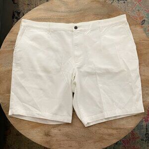 NEW 44 Men's Dockers 9"Classic Chino Shorts w/Phone Pocket